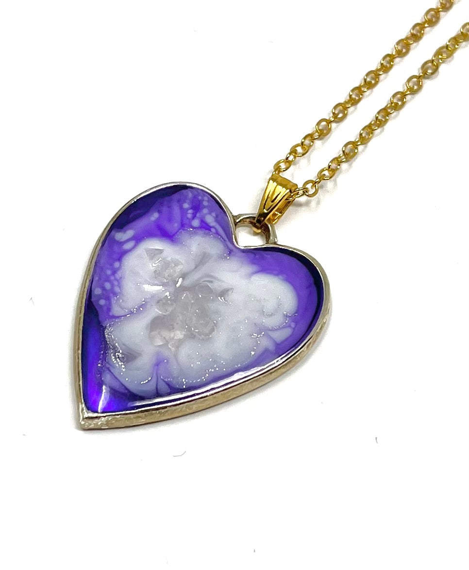 Heart Shaped Geode Effect Necklace